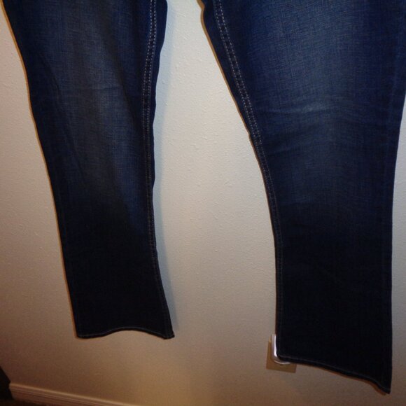 Levi's 524 Skinny Bootcut Junior's Jeans Size 11 M NWT - Picture 8 of 12